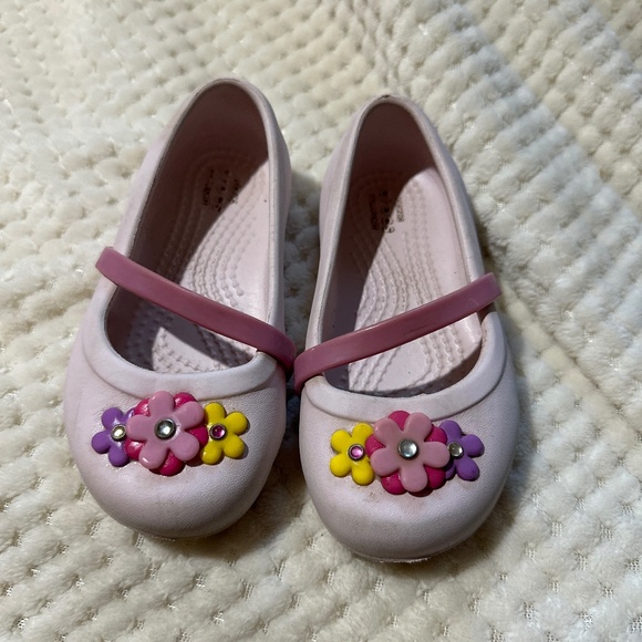 CROCS Other - CROCS Lina Flower Pink Slip on Ballet Flats Toddler size 8